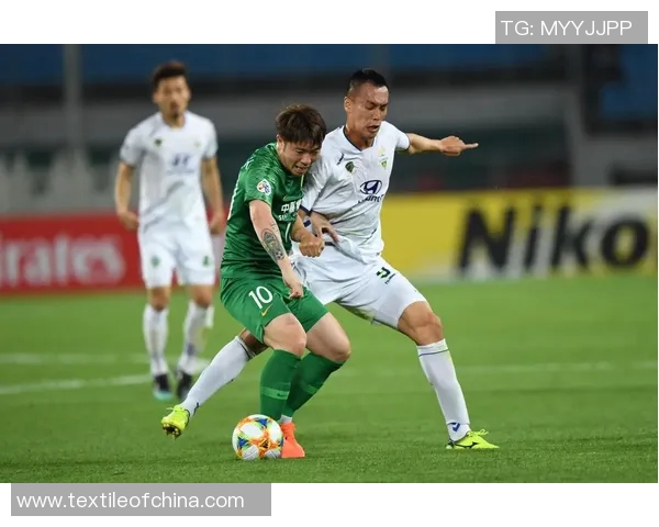 探索三中卫体系试验对现代足球战术的影响与应用潜力分析